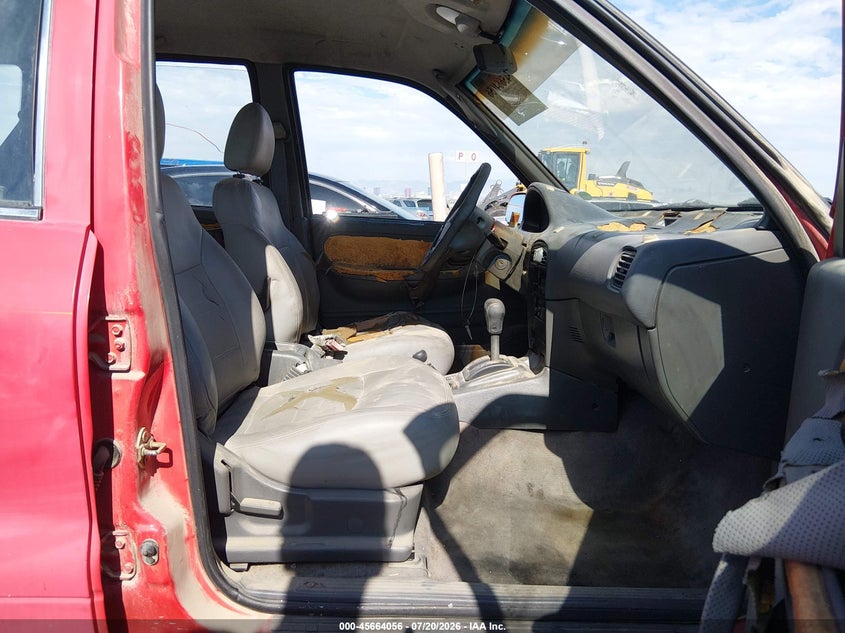 1996 Kia Sportage VIN KNDJA723XT5519114 IAAI salvage auction — NORMAL WEAR, Clear (Nevada), sold $125 on 2026-07-31 (photo 5)