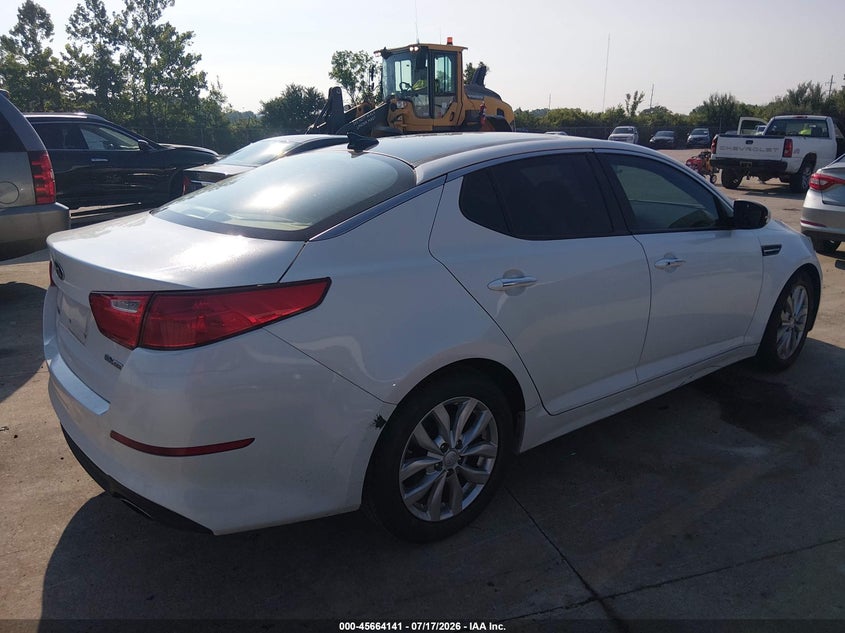 2015 Kia Optima VIN 5XXGN4A71FG421462 IAAI salvage auction — NORMAL WEAR, Clear (Missouri), sold $75 on 2026-07-28 (photo 4)