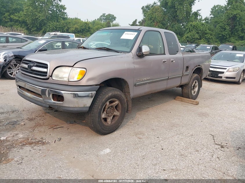 2002 Toyota Tundra VIN 5TBBN44182S248560 IAAI salvage auction — NORMAL WEAR, Clear (Maryland), sold $450 on 2026-07-30 (photo 2)