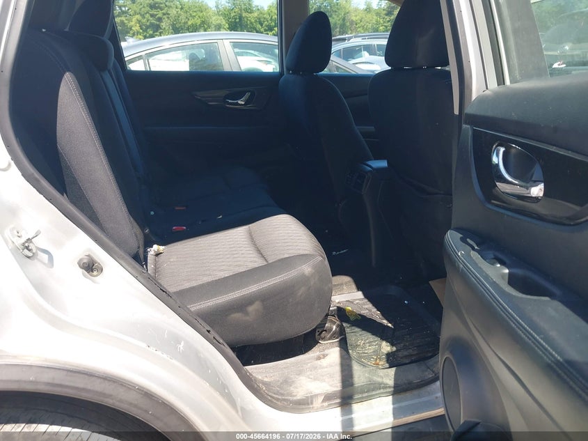 2018 Nissan Rogue sport VIN KNMAT2MT3JP621625 IAAI salvage auction — NORMAL WEAR, Clear (Mississippi), sold $375 on 2026-07-28 (photo 8)