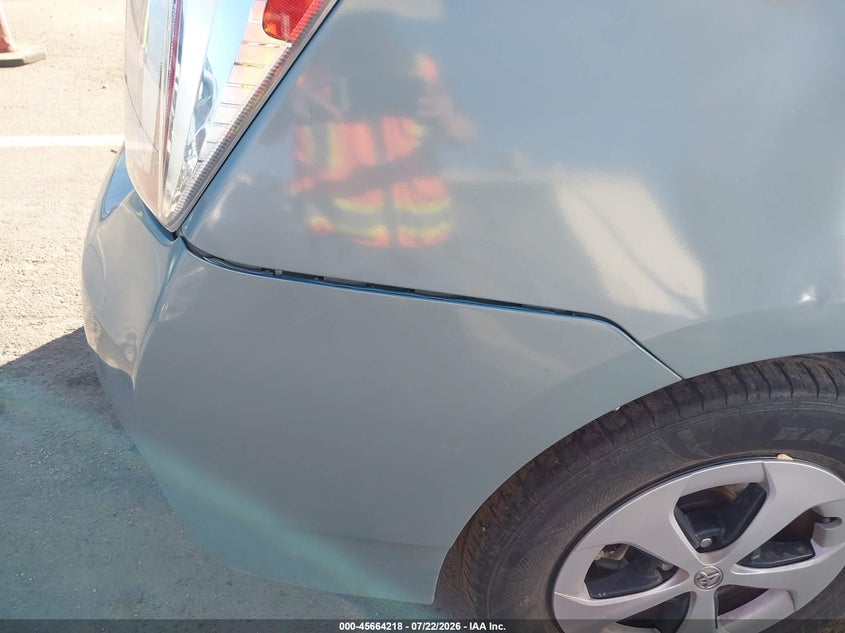 2013 Toyota Prius VIN JTDKN3DU5D1723965 IAAI salvage auction — NORMAL WEAR, Clear - Dealer Only (California), sold $925 on 2026-07-28 (photo 6)