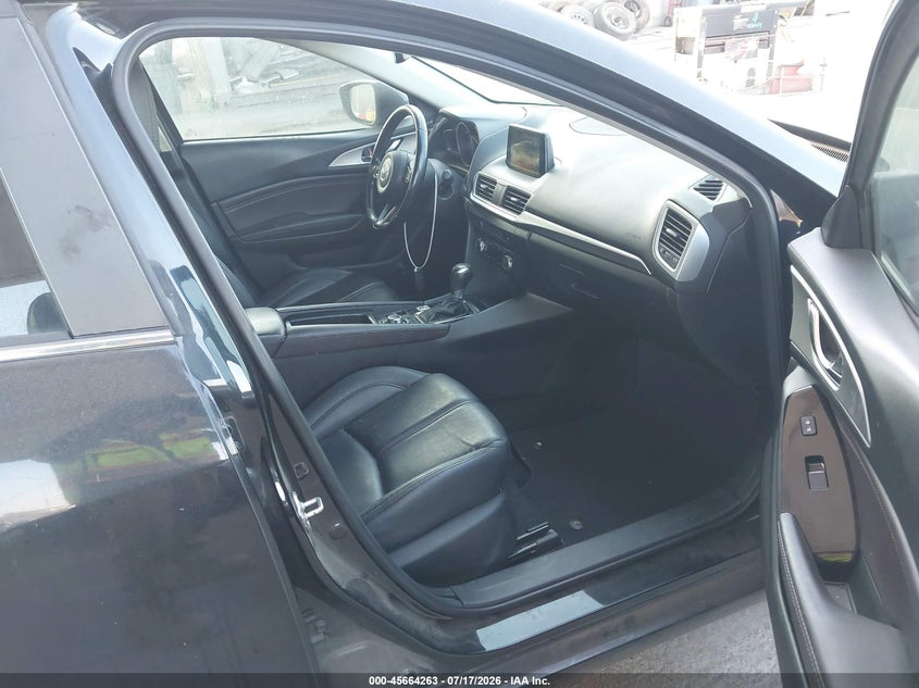 2017 Mazda 3 VIN 3MZBN1V74HM150320 IAAI salvage auction — FRONT & REAR, Salvage Title, sold $2,950 on 2026-08-01 (photo 5)