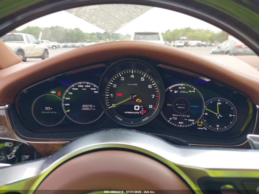 2018 Porsche Panamera VIN WP0AE2A72JL129130 IAAI salvage auction — WATER/FLOOD, Salvage Title, sold $18,200 on 2026-08-18 (photo 7)