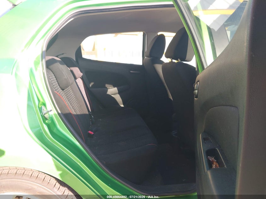 2011 Mazda 2 VIN JM1DE1HY1B0115325 IAAI salvage auction — NORMAL WEAR, Clear (Illinois), sold $100 on 2026-07-28 (photo 8)