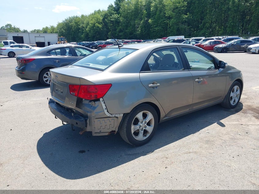 2010 Kia Forte VIN KNAFU4A20A5109517 IAAI salvage auction — REAR END, Salvage (Connecticut), sold $350 on 2026-08-02 (photo 4)