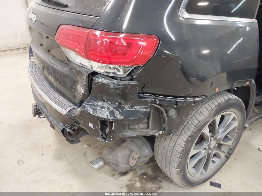 2017 Jeep Grand cherokee VIN 1C4RJFCGXHC769230 IAAI salvage auction — REAR END, Salvage Title, sold $7,200 on 2026-08-01 (photo 6)