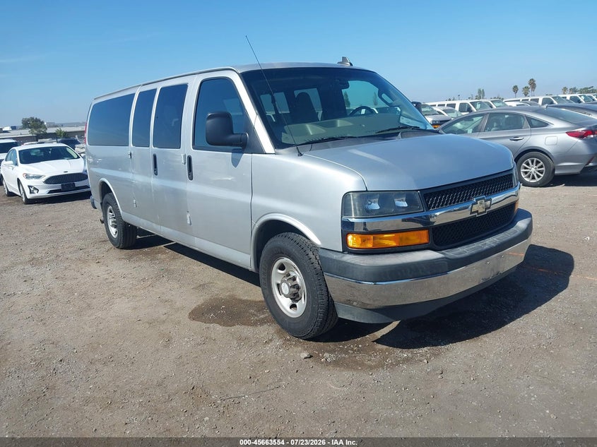 2018 Chevrolet Express 3500 VIN 1GAZGPFG9J1299878 — IAAI salvage auction photo