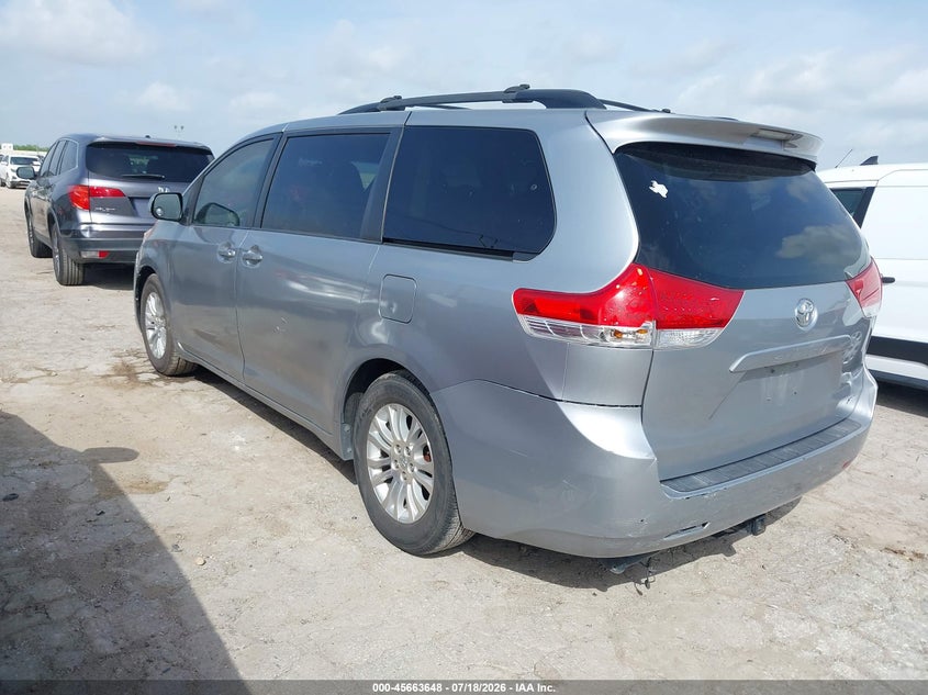 2011 Toyota Sienna VIN 5TDYK3DC0BS102112 IAAI salvage auction — REAR END, Original (Texas), sold $1,400 on 2026-07-29 (photo 3)