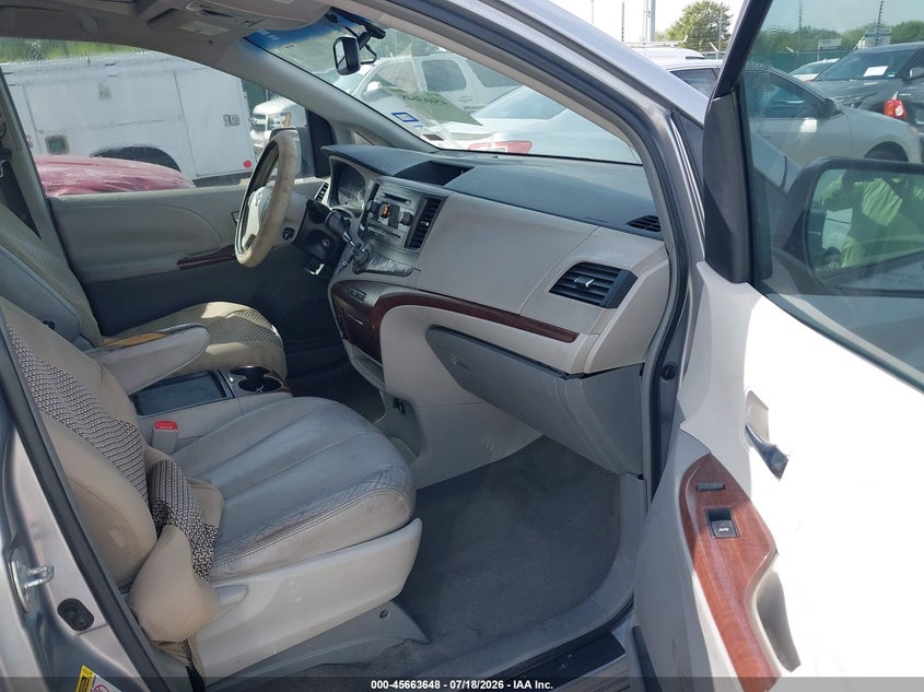 2011 Toyota Sienna VIN 5TDYK3DC0BS102112 IAAI salvage auction — REAR END, Original (Texas), sold $1,400 on 2026-07-29 (photo 5)