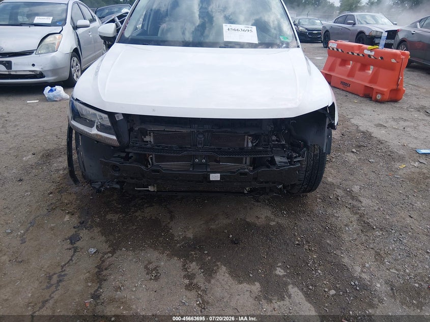 2018 Volkswagen Tiguan VIN 3VV2B7AX0JM010325 IAAI salvage auction — LEFT FRONT, Salvage Title, sold $4,700 on 2026-08-01 (photo 6)