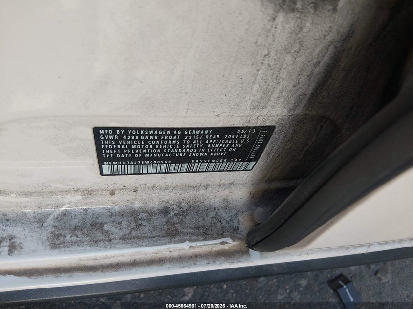 2014 Volkswagen Gti VIN WVWHD7AJ7EW006969 IAAI salvage auction — NORMAL WEAR, Salvage Title, sold $850 on 2026-08-18 (photo 9)