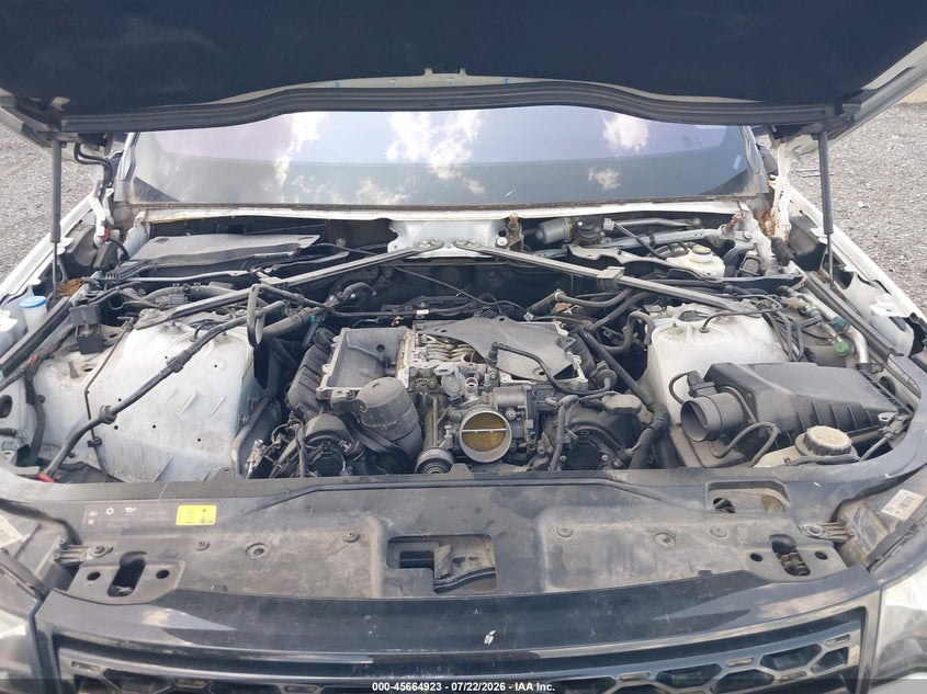 2017 Land rover Discovery VIN SALRGBBV1HA028413 IAAI salvage auction — NORMAL WEAR, Clear (New Jersey), sold $25 on 2026-07-29 (photo 6)