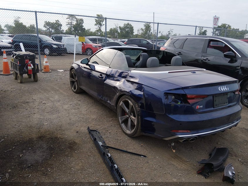 2019 Audi S5 VIN WAUY4GF5XKN006894 IAAI salvage auction — SIDE, Salvage Title, sold $10,200 on 2026-08-27 (photo 3)