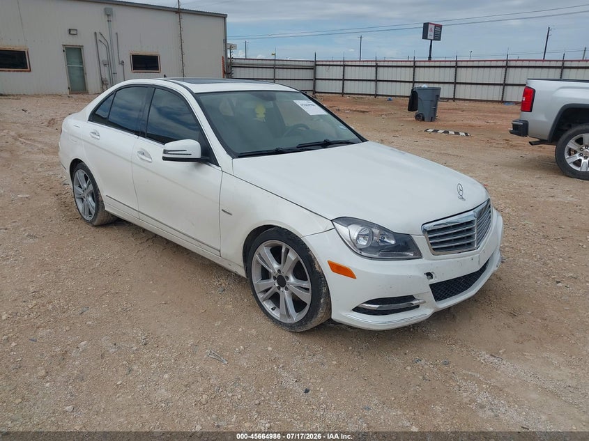 2012 Mercedes-benz C-klasse VIN WDDGF4HB9CR212024 IAAI salvage auction — REPOSSESSION, Original (Texas), sold $550 on 2026-07-23 (photo 1)