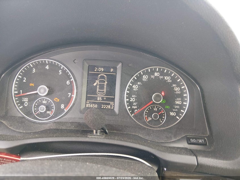 2015 Volkswagen Eos VIN WVWFW8AH6FV000768 IAAI salvage auction — NORMAL WEAR, Wait Title, sold $525 on 2026-08-03 (photo 7)