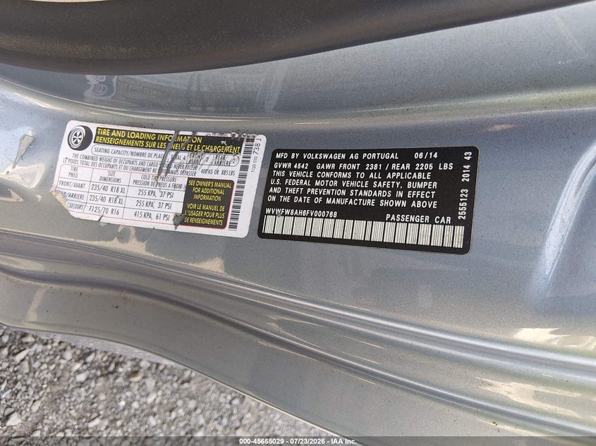 2015 Volkswagen Eos VIN WVWFW8AH6FV000768 IAAI salvage auction — NORMAL WEAR, Wait Title, sold $525 on 2026-08-03 (photo 9)