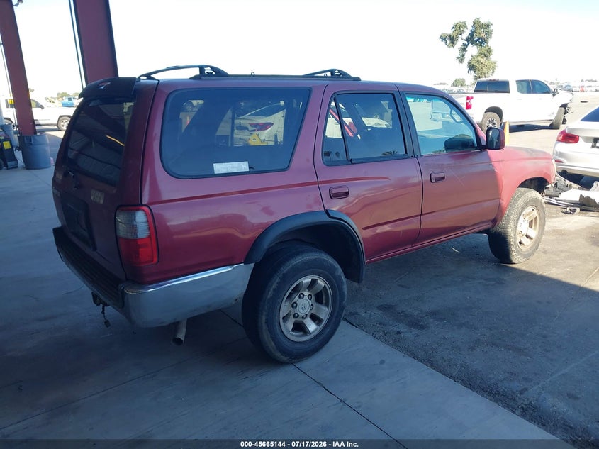2000 Toyota 4runner VIN JT3GN86R9Y0172404 IAAI salvage auction — NORMAL WEAR, Salvage Title - Dealer (California), sold $325 on 2026-07-28 (photo 4)
