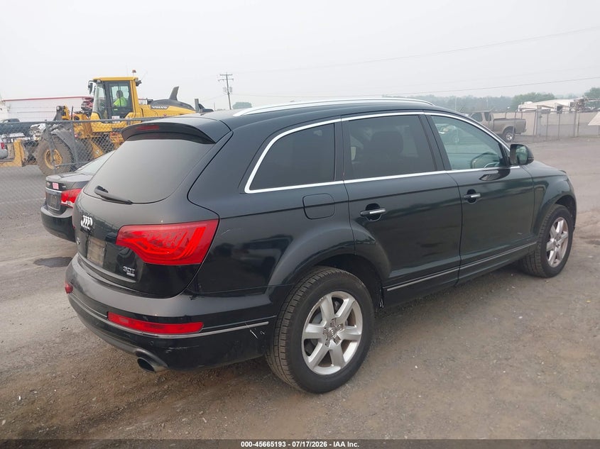 2015 Audi Q7 VIN WA1CGAFE0FD007933 IAAI salvage auction — NORMAL WEAR, Clear (Virginia), sold $25 on 2026-07-28 (photo 4)