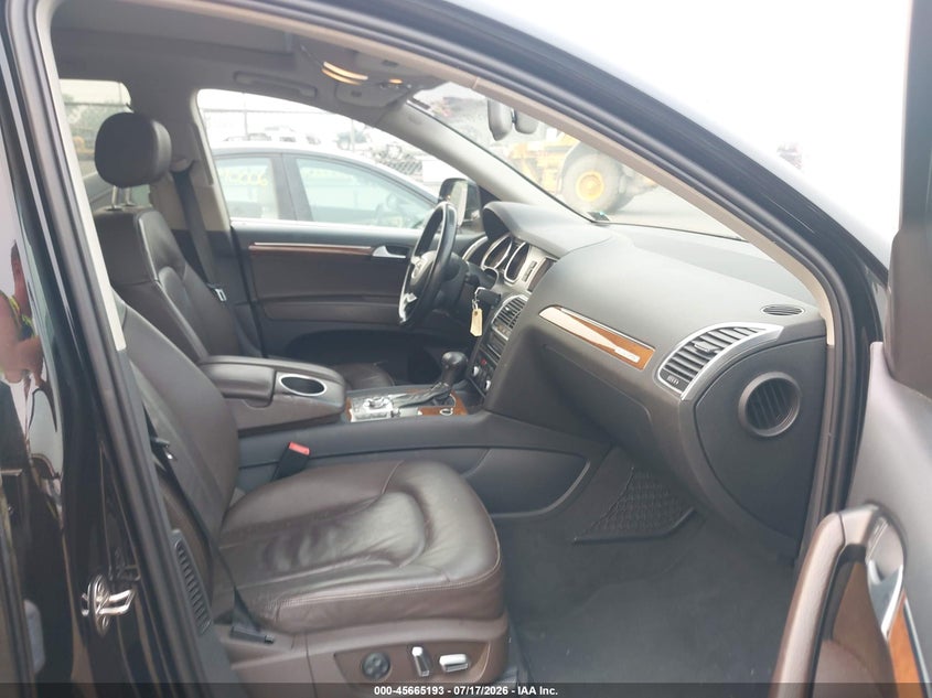 2015 Audi Q7 VIN WA1CGAFE0FD007933 IAAI salvage auction — NORMAL WEAR, Clear (Virginia), sold $25 on 2026-07-28 (photo 5)