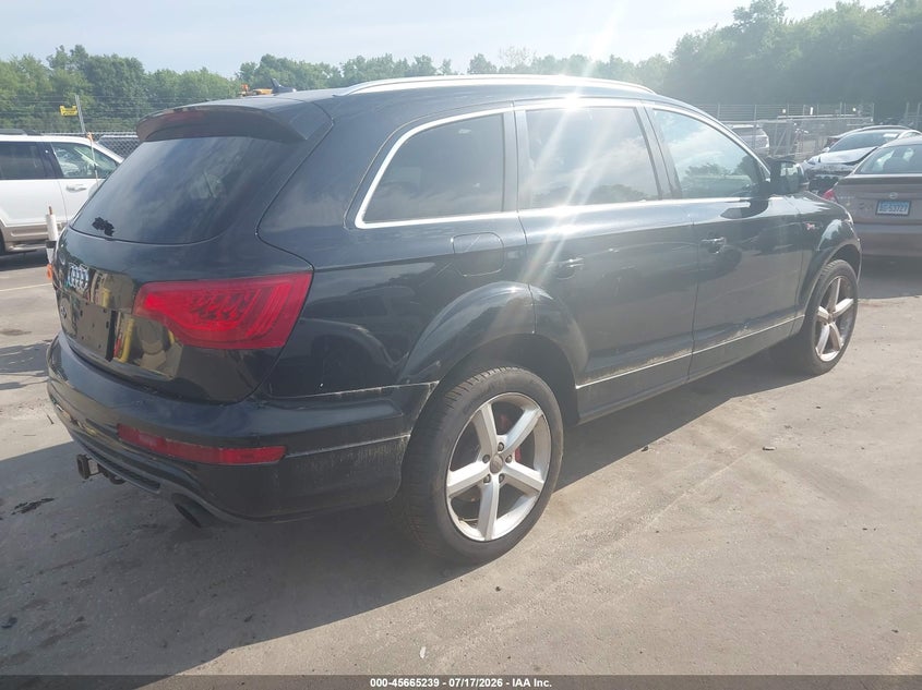 2013 Audi Q7 VIN WA1DGAFE3DD001450 IAAI salvage auction — NORMAL WEAR, Clear (Connecticut), sold $600 on 2026-07-23 (photo 4)
