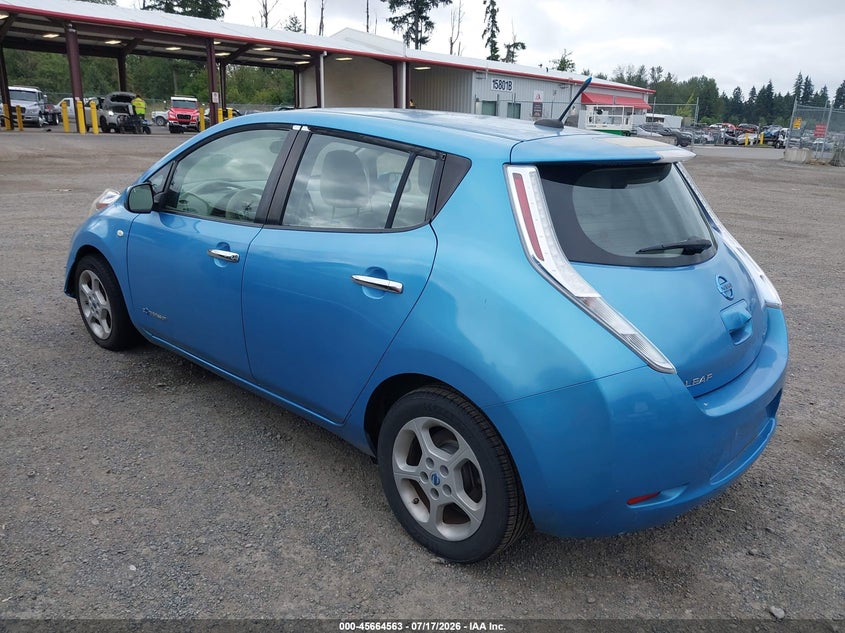 2011 Nissan Leaf VIN JN1AZ0CP0BT009336 IAAI salvage auction — NORMAL WEAR, Clear (Washington), sold $225 on 2026-07-22 (photo 3)
