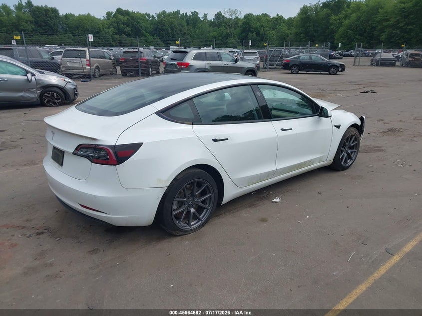 2021 Tesla Model 3 VIN 5YJ3E1EA0MF029222 IAAI salvage auction — NORMAL WEAR, Clear (Connecticut), sold $3,225 on 2026-07-30 (photo 4)