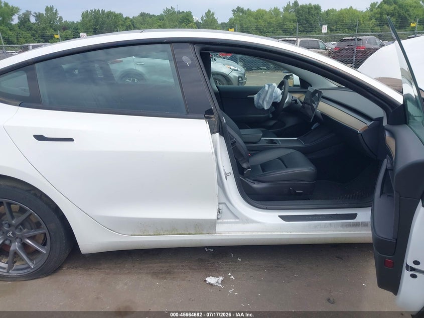 2021 Tesla Model 3 VIN 5YJ3E1EA0MF029222 IAAI salvage auction — NORMAL WEAR, Clear (Connecticut), sold $3,225 on 2026-07-30 (photo 5)