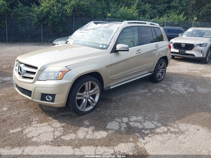 2012 Mercedes-benz Glk-klasse VIN WDCGG8HBXCF832570 IAAI salvage auction — VANDALISM, Salvage (Pennsylvania), sold $375 on 2026-07-31 (photo 2)