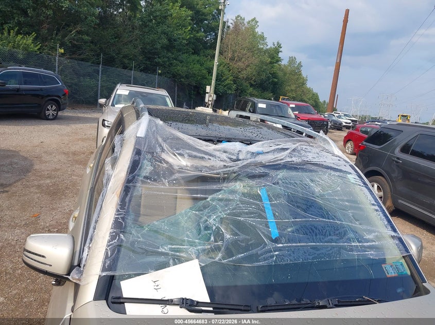2012 Mercedes-benz Glk-klasse VIN WDCGG8HBXCF832570 IAAI salvage auction — VANDALISM, Salvage (Pennsylvania), sold $375 on 2026-07-31 (photo 6)