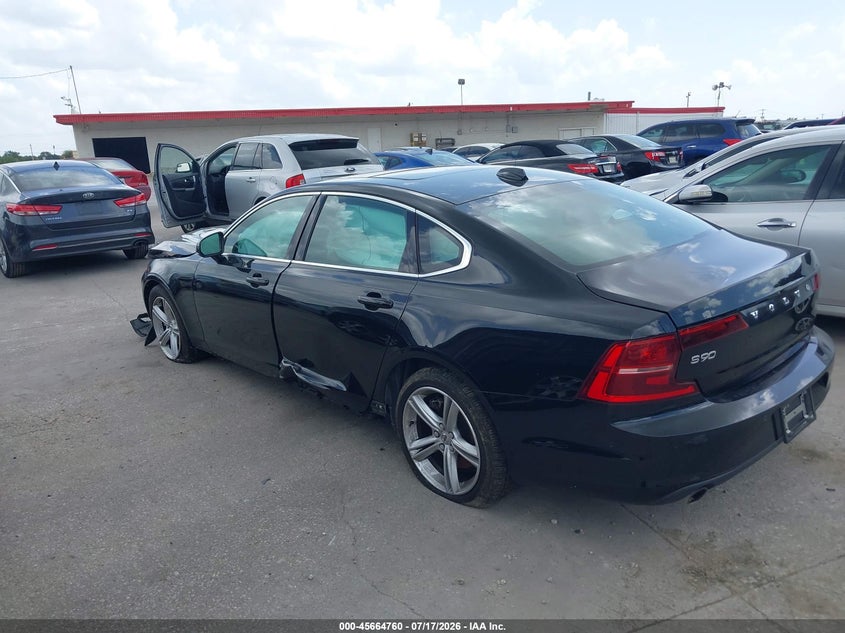 2018 Volvo S90 VIN LVY982AK8JP029226 IAAI salvage auction — NORMAL WEAR, Original (Texas), sold $1,100 on 2026-08-03 (photo 3)