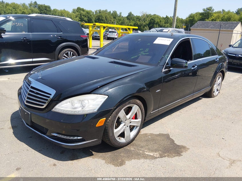 2012 Mercedes-benz S class VIN WDDNG9EB5CA478127 IAAI salvage auction — HAIL, Salvage (Connecticut), sold $1,650 on 2026-07-30 (photo 2)