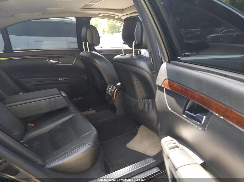 2012 Mercedes-benz S class VIN WDDNG9EB5CA478127 IAAI salvage auction — HAIL, Salvage (Connecticut), sold $1,650 on 2026-07-30 (photo 8)