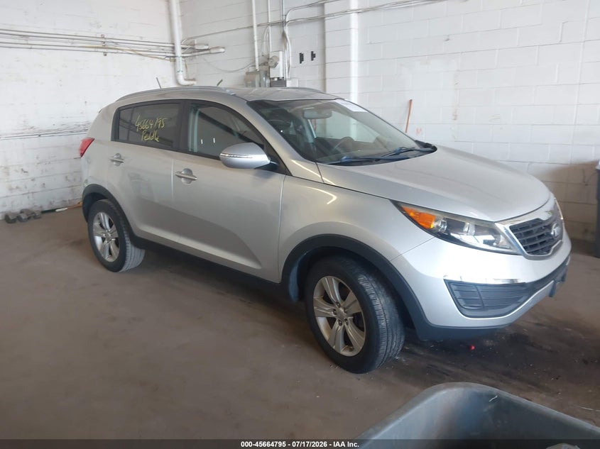 2013 Kia Sportage VIN KNDPB3A20D7358089 IAAI salvage auction — NORMAL WEAR, Salvage Title, sold $1,400 on 2026-07-29 (photo 1)