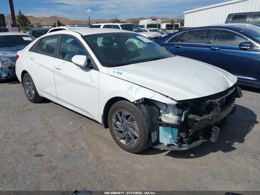 2024 Hyundai Elantra VIN KMHLM4DJ2RU113350 — IAAI salvage auction photo