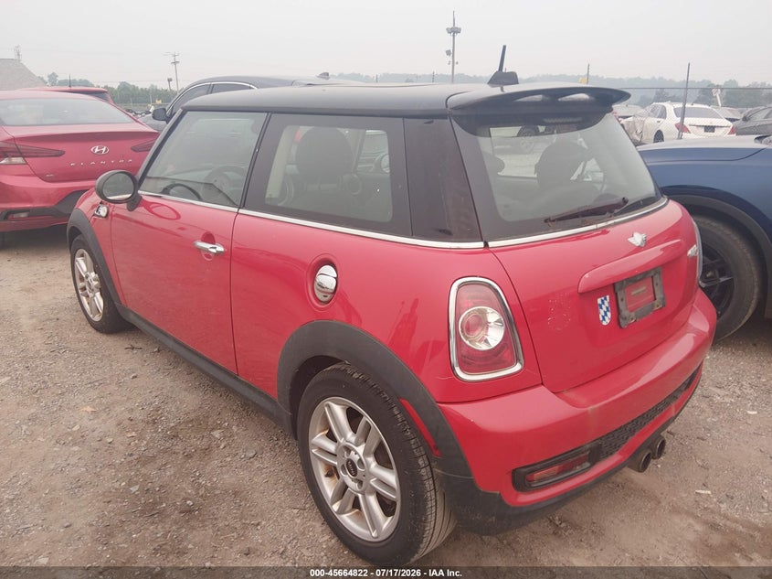 2013 Mini Hardtop VIN WMWSV3C52DT479297 IAAI salvage auction — NORMAL WEAR, Clear (Pennsylvania), sold $300 on 2026-07-22 (photo 3)