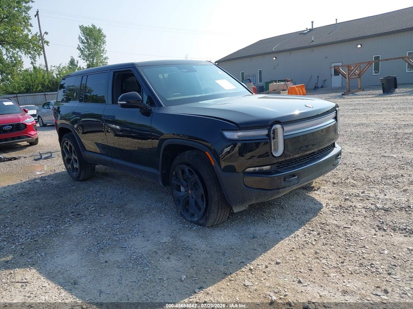 2026 Rivian R1s VIN 7PDSGFBA3TN092363 IAAI salvage auction — LEFT FRONT, Salvage (Ohio), sold $34,050 on 2026-09-03 (photo 1)