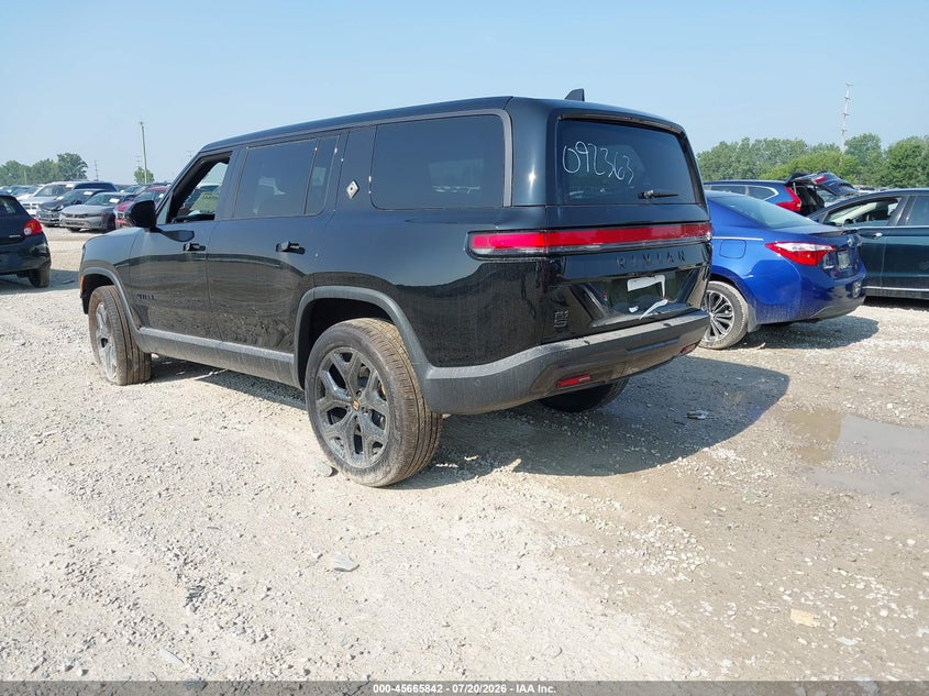 2026 Rivian R1s VIN 7PDSGFBA3TN092363 IAAI salvage auction — LEFT FRONT, Salvage (Ohio), sold $34,050 on 2026-09-03 (photo 3)