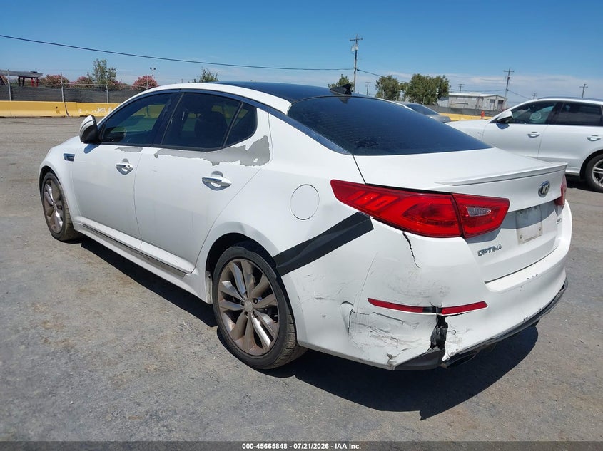 2015 Kia Optima VIN 5XXGR4A67FG363658 IAAI salvage auction — REAR END, Wait Title, sold $2,250 on 2026-08-01 (photo 3)