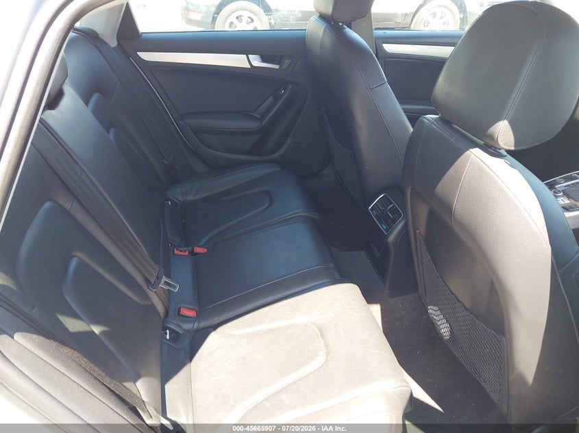 2015 Audi A4 VIN WAUFFAFL4FN007204 IAAI salvage auction — NORMAL WEAR, Clear (New Jersey), sold $575 on 2026-07-27 (photo 8)