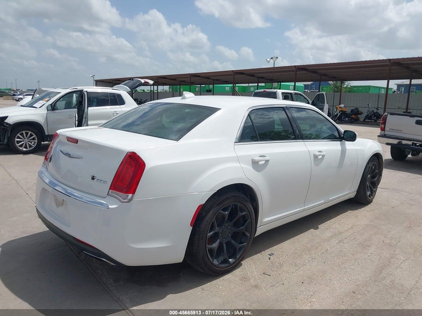 2016 Chrysler 300 VIN 2C3CCAAG2GH334448 IAAI salvage auction — WATER/FLOOD, Original (Texas), sold $1,950 on 2026-09-16 (photo 4)