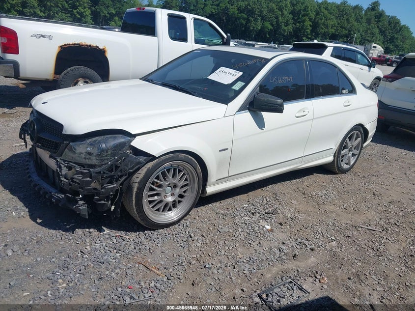 2012 Mercedes-benz C-klasse VIN WDDGF4HB1CR235359 IAAI salvage auction — FRONT & REAR, Mv-907A (New York), sold $475 on 2026-08-04 (photo 2)
