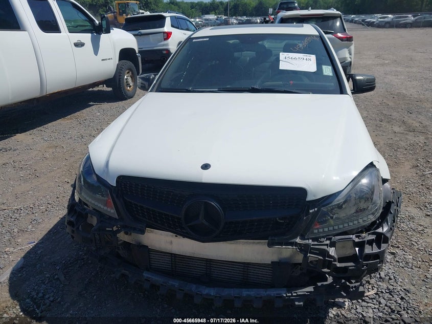 2012 Mercedes-benz C-klasse VIN WDDGF4HB1CR235359 IAAI salvage auction — FRONT & REAR, Mv-907A (New York), sold $475 on 2026-08-04 (photo 6)