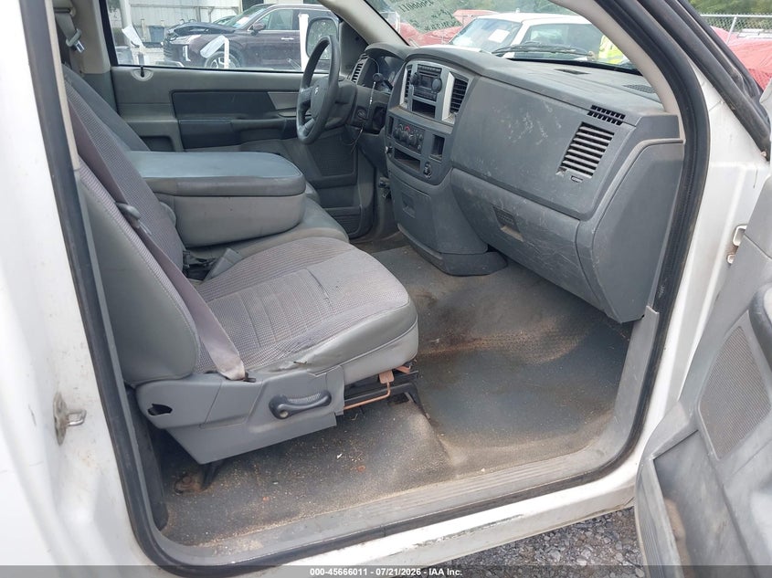2008 Dodge Ram 1500 VIN 1D7HA16N38J193684 IAAI salvage auction — NORMAL WEAR, Clear (Florida), sold $300 on 2026-07-31 (photo 5)