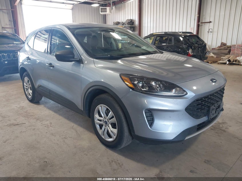 2022 Ford Escape VIN 1FMCU9F61NUB51037 — IAAI salvage auction photo