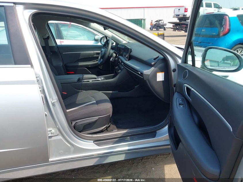 2026 Hyundai Sonata VIN KMHL24JJ3TA157716 IAAI salvage auction — FRONT END, Salvage Title, sold $13,900 on 2026-07-22 (photo 5)