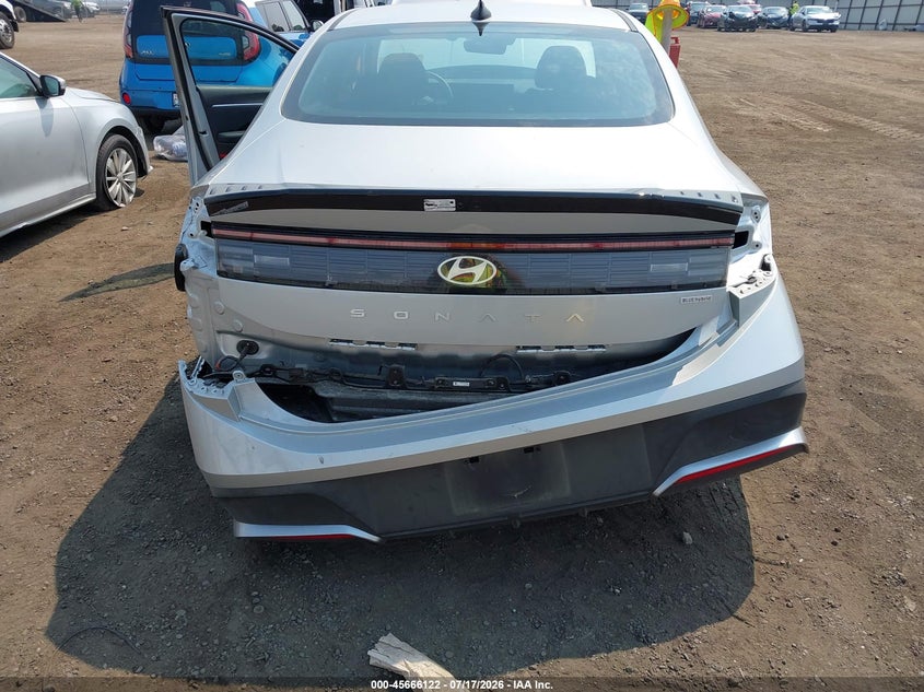 2026 Hyundai Sonata VIN KMHL24JJ3TA157716 IAAI salvage auction — FRONT END, Salvage Title, sold $13,900 on 2026-07-22 (photo 6)