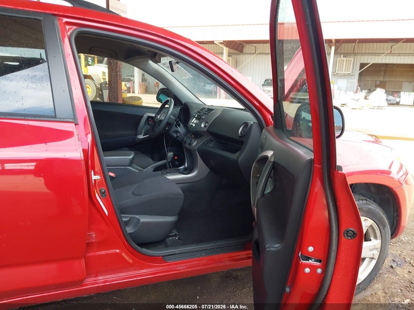 2007 Toyota Rav4 VIN JTMBK32V976024544 IAAI salvage auction — SIDE, Salvage (Arizona), sold $2,350 on 2026-07-29 (photo 5)