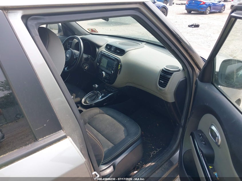 2015 Kia Soul VIN KNDJP3A59F7122500 IAAI salvage auction — NORMAL WEAR, Clear (New Jersey), sold $600 on 2026-07-28 (photo 5)
