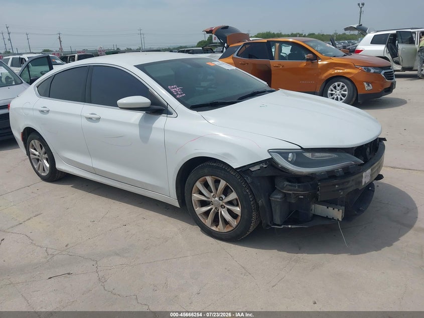 2015 Chrysler 200 VIN 1C3CCCAB5FN578763 IAAI salvage auction — LEFT FRONT, Salvage Title, sold $875 on 2026-10-07 (photo 1)