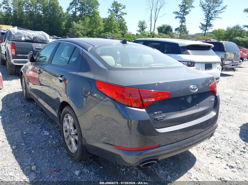 2011 Kia Optima VIN KNAGN4A74B5125007 IAAI salvage auction — NORMAL WEAR, Clear (Georgia), sold $175 on 2026-07-28 (photo 3)